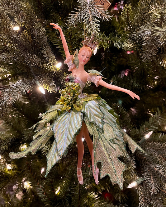 MARK ROBERTS GREEN BALLERINA WITH ARMS UP ORNAMENT 36-54232
