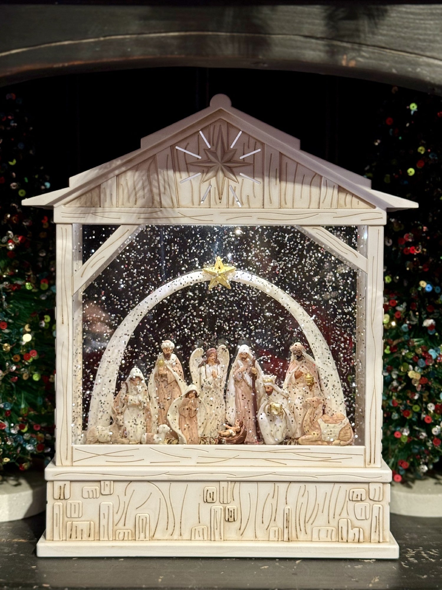 GLITTER LANTERN - MODERN NATIVITY MANGER  66A