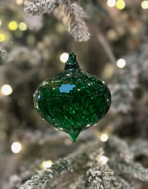 GREEN ONION SWIRL GLASS ORNAMENT 4523109