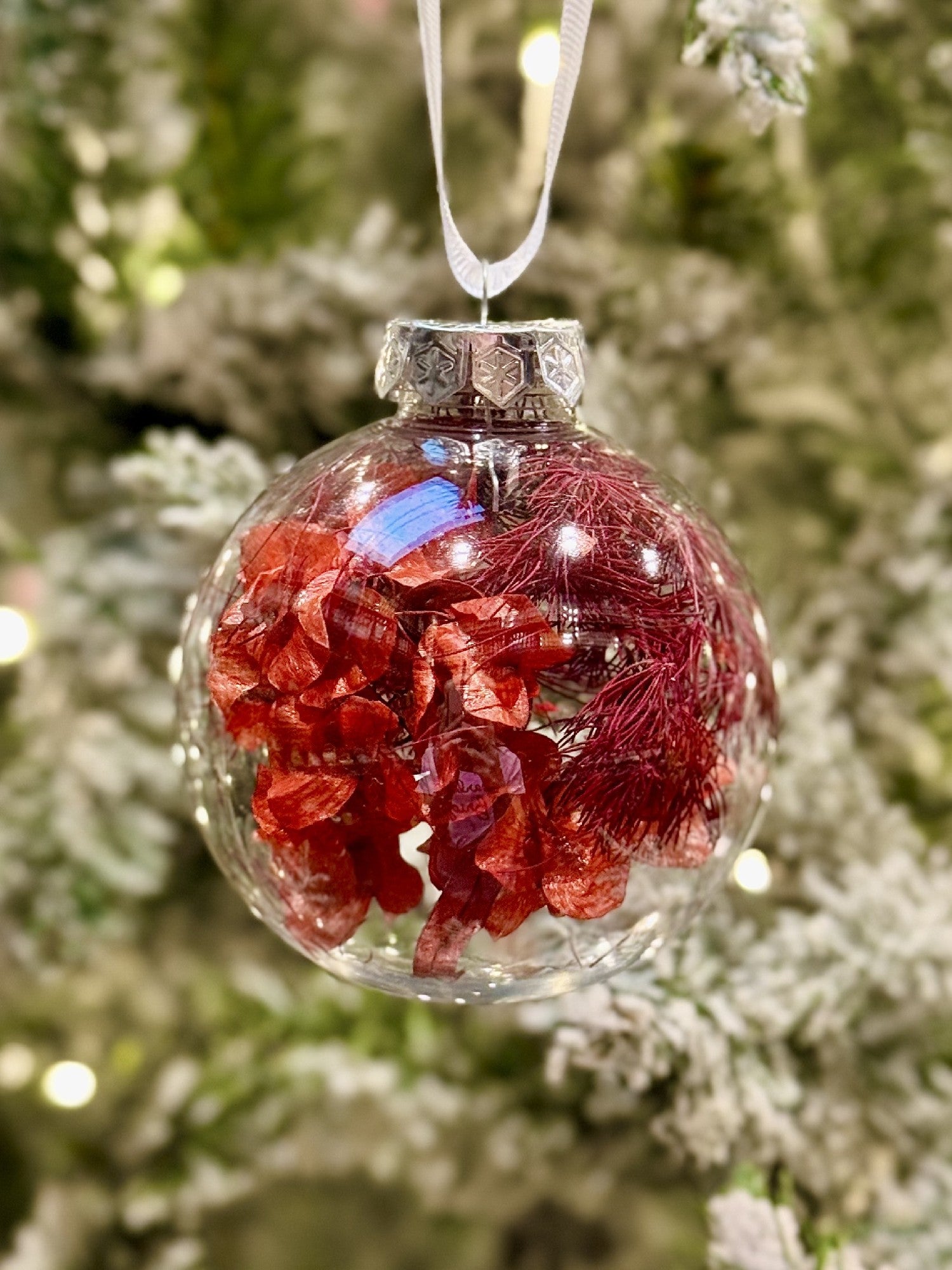 DRIED FLOWER CHRISTMAS BAUBLE - RED DP_XM_R