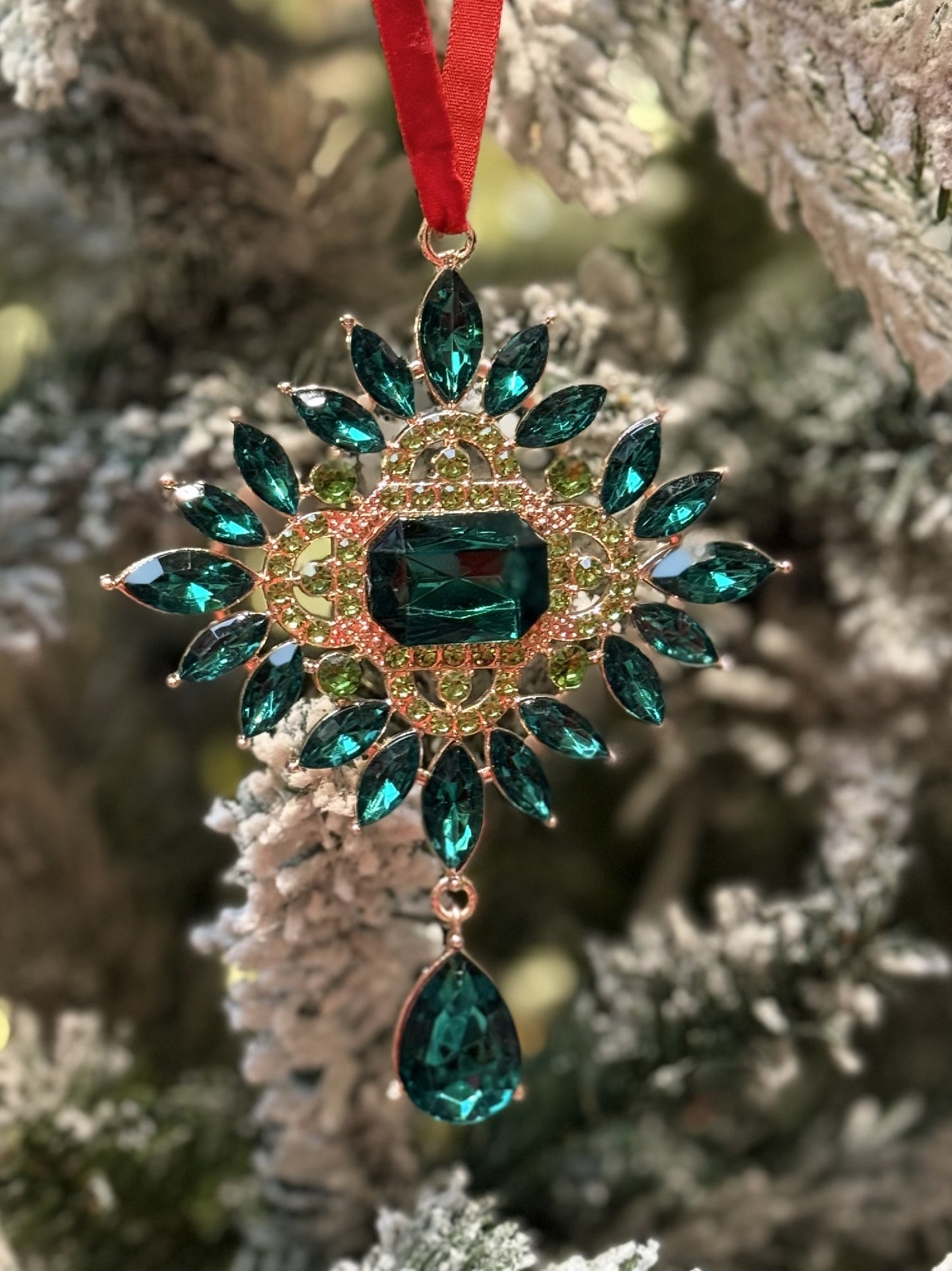 GREEN SNOWFLAKE CRYSTAL DROP ORNAMENT X434581