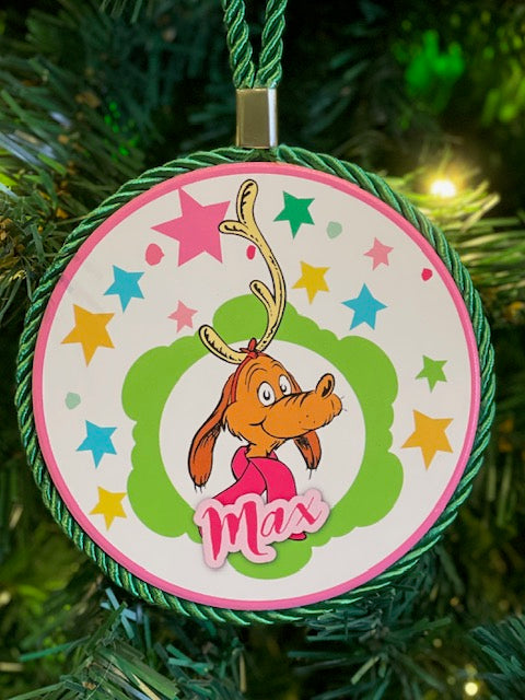 MAX WITH STARS HANGING ORNAMENT XSIGN67