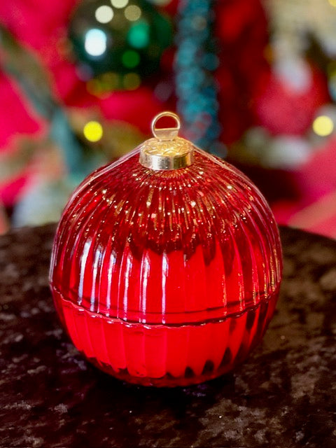 RED RIBBED BAUBLE WAX CANDLE XM0209