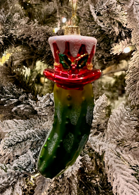 PICKLE WITH RED TOP HAT GLASS ORNAMENT 4552893