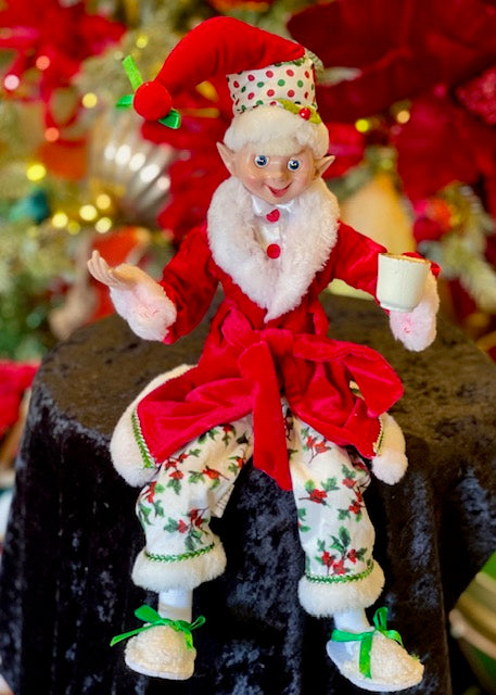 ALEXANDER THE ELF HOLDING MUG 4502286