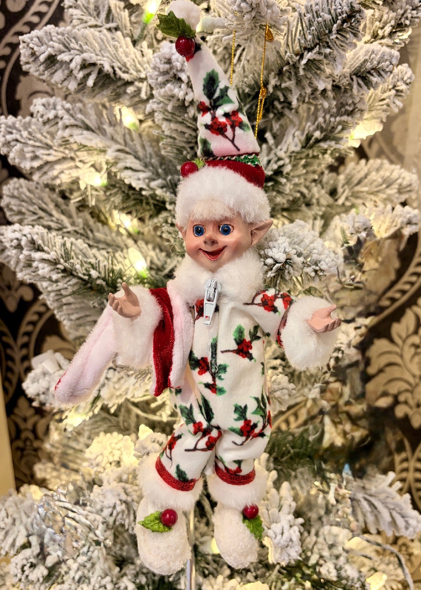 SNOOZY IN ONESIE MINI ELF 4502424