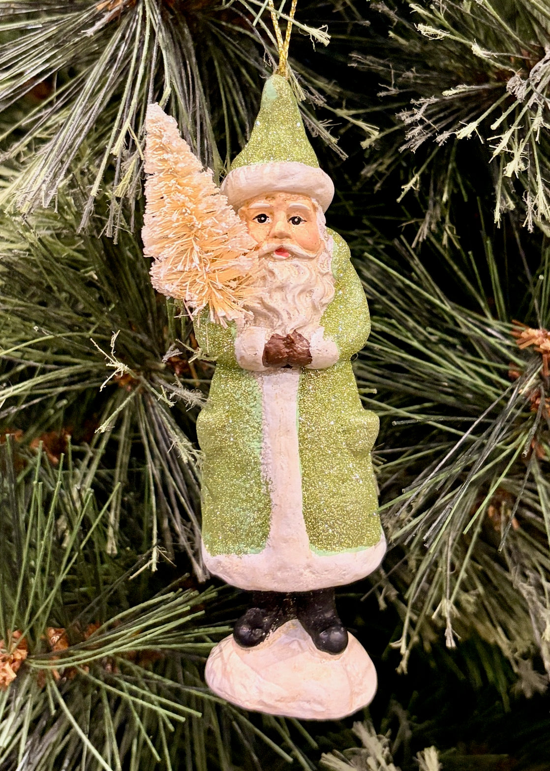 GREEN BELSNICKLE HANGING ORNAMENT 4507035