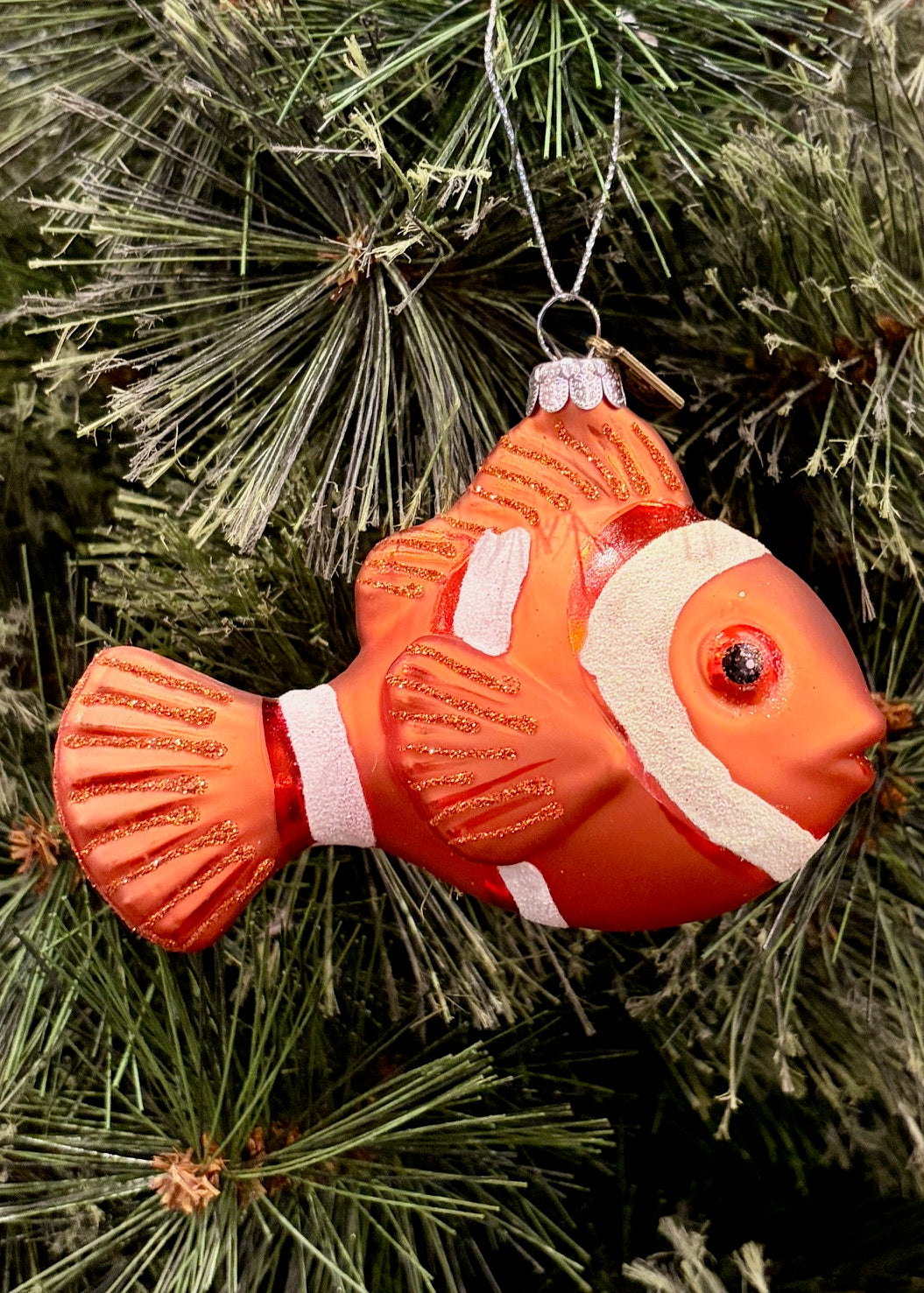 ERIC CORTINA ORANGE GLASS GOLDFISH HANGING ORNAMENT 4553142