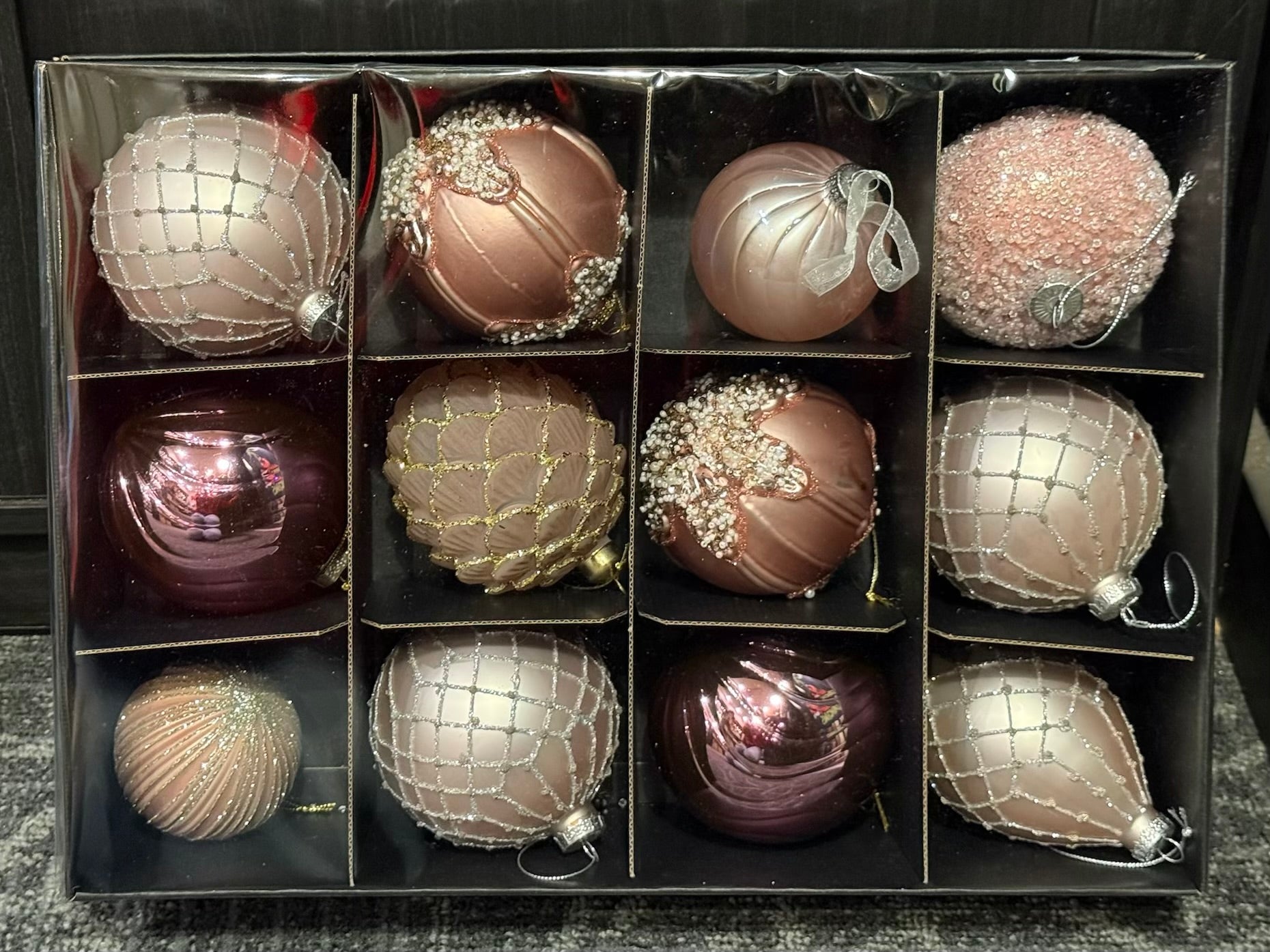 AMANDA'S ORNAMENT COLLECTION - PRETTY IN SOFT PINK