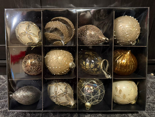 AMANDA'S ORNAMENT COLLECTION - CHAMPAGNE & GOLD