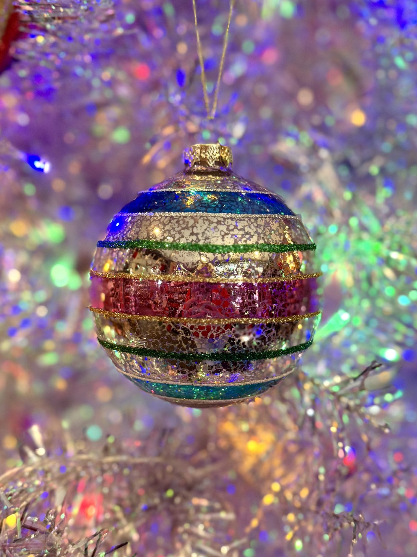 MULTICOLOURED VINTAGE ROUND GLASS HANGING ORNAMENT 4524907