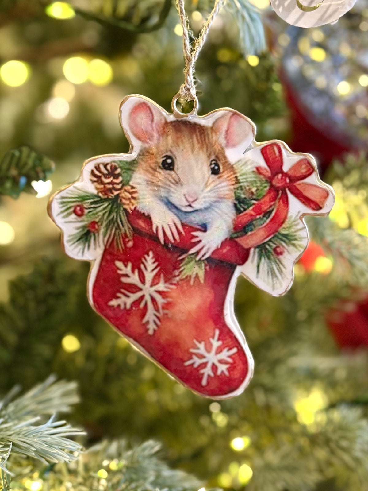 MOUSE IN STOCKING METAL ORNAMENT XM1156