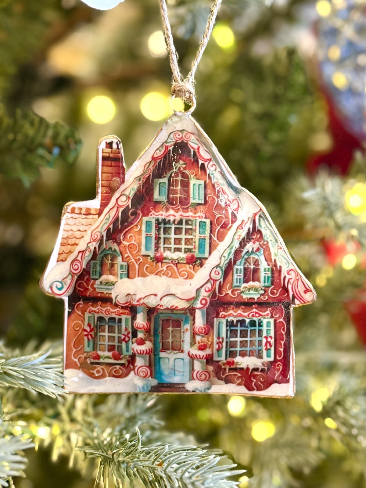 GINGERBREAD HOUSE METAL ORNAMENT XM1157