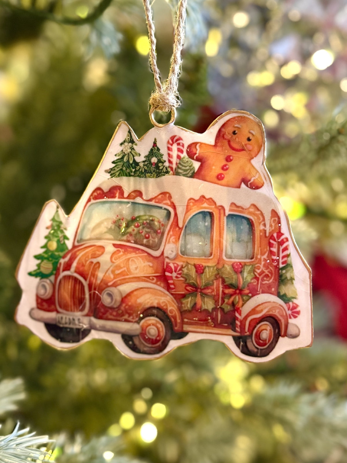 GINGERBREAD VAN METAL ORNAMENT XM1157