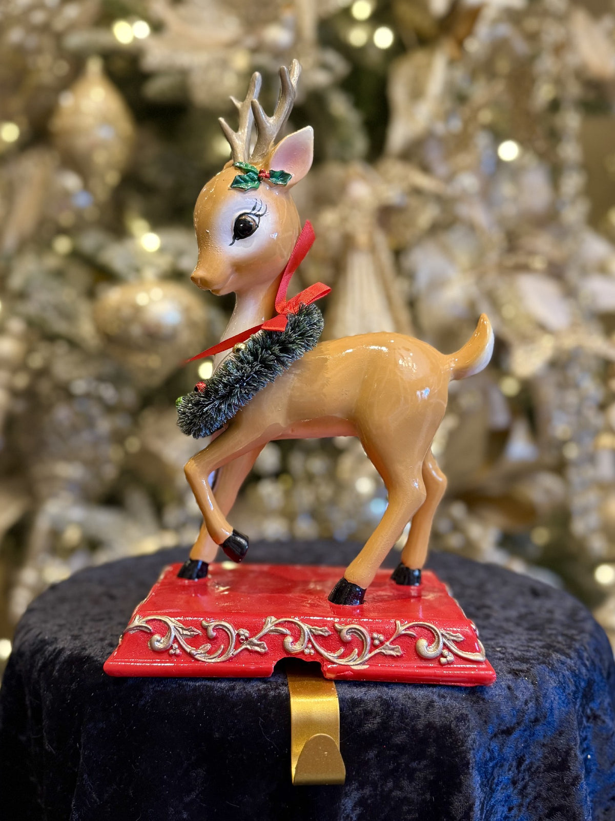 RETRO REINDEER STOCKING HOLDER 4657606