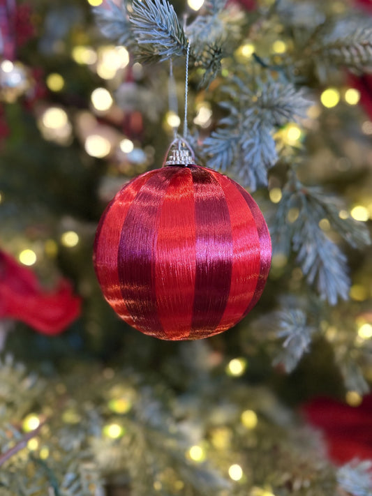 RED FLOSS FOAM BAUBLE 10CM XM2375