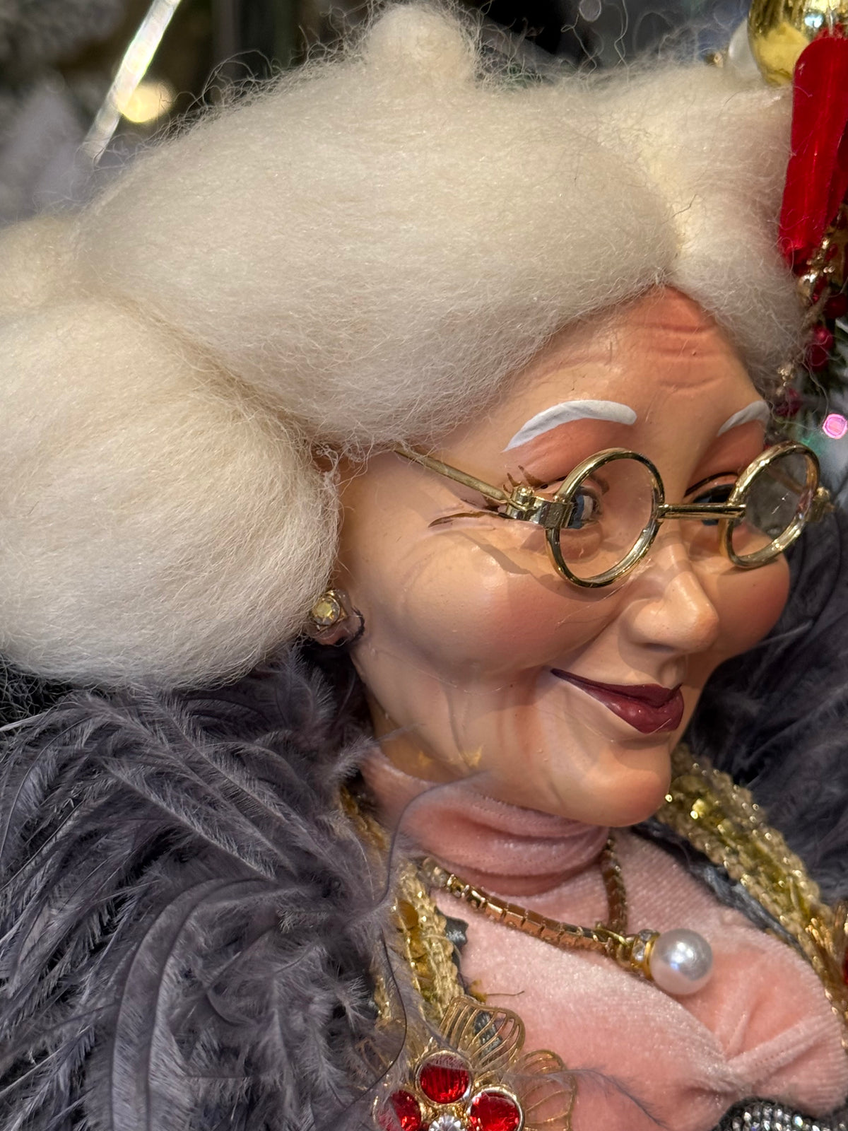 MARK ROBERTS - Merry Christmas Mrs Claus 51-64224