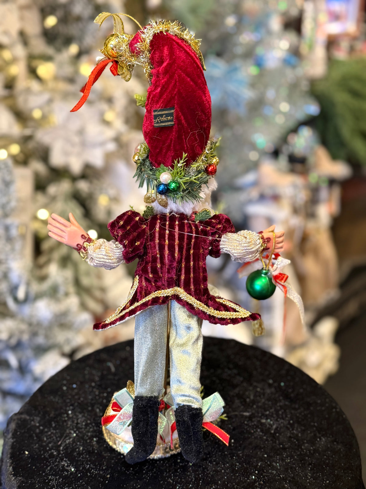 MARK ROBERTS - Small Ornament Elf 51-64090
