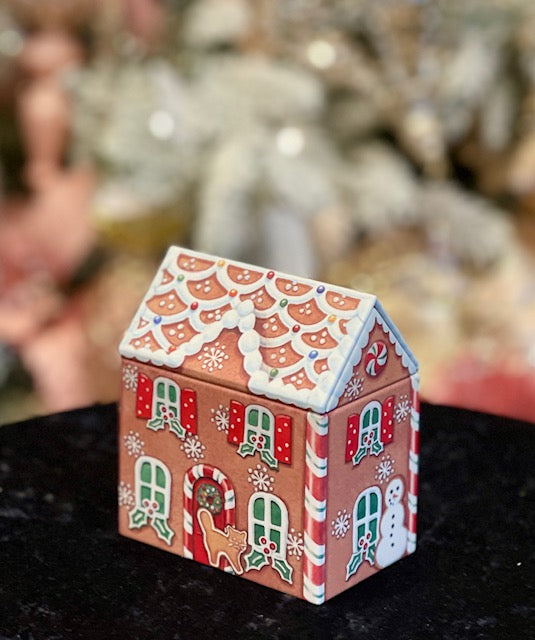 SMALL TIN GINGERBREAD HOUSE BOX DK711