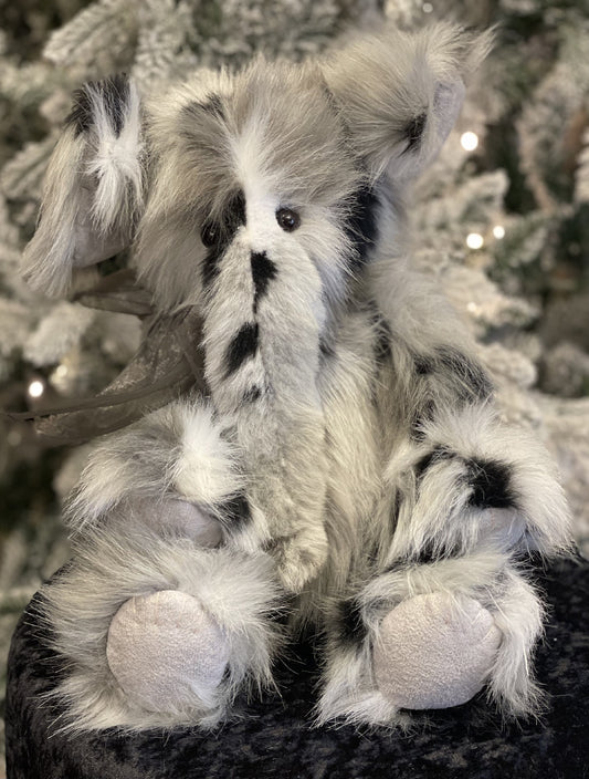 CHARLIE BEARS - EARL