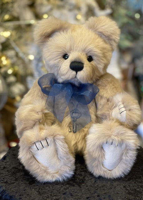 CHARLIE BEARS - HOWARTH