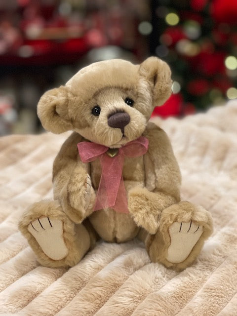  CHARLIE BEARS - MONA