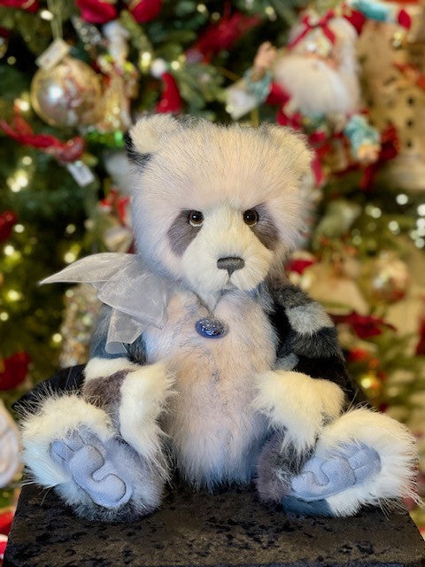 CHARLIE BEARS - ISLA