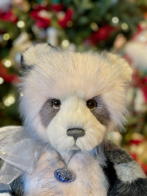 CHARLIE BEARS - ISLA