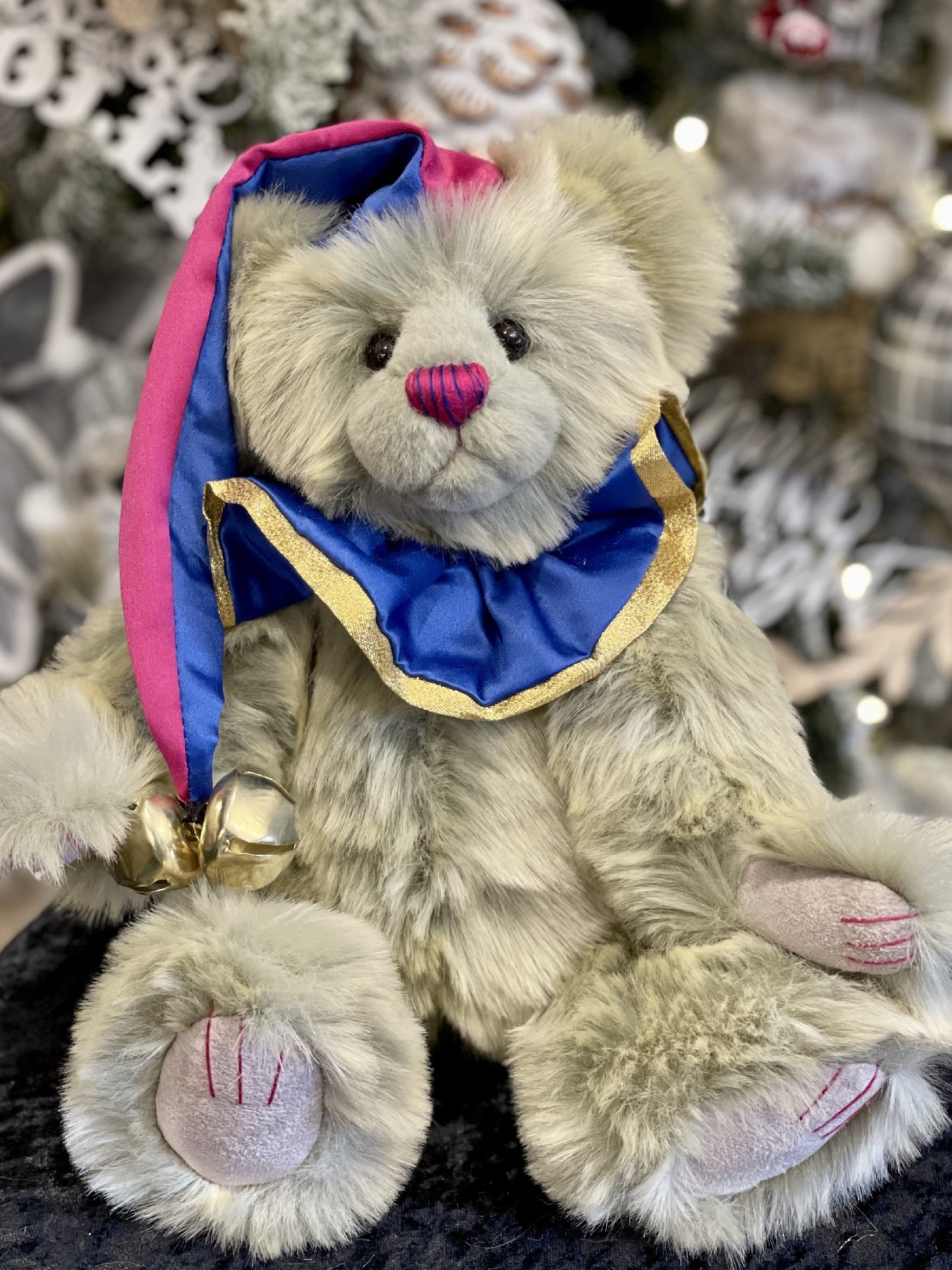 CHARLIE BEARS - SMIRK