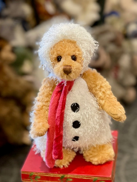 CHARLIE BEARS - FROSTY