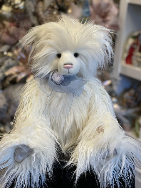 CHARLIE BEARS - CHARMAINE