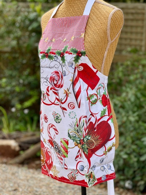 PEPPERMINT CHILD'S APRON APRC347