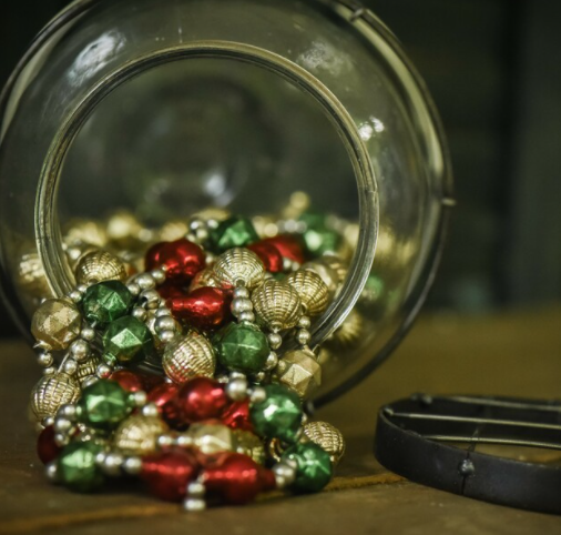 RAGON HOUSE TRADITIONAL GLASS GARLAND