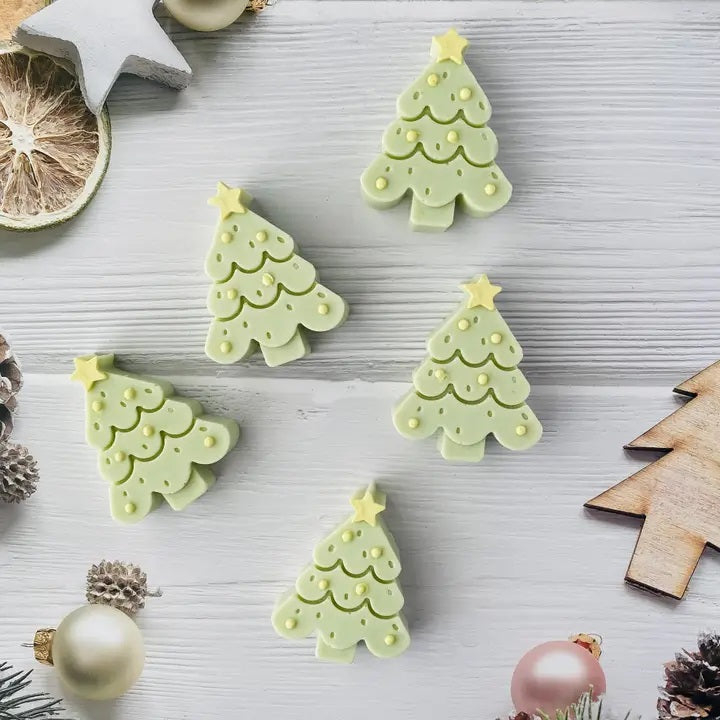 JOLLY EVERGREEN FIR NEEDLE, CEDARWOOD & PATCHOULI TREE BOXED SOAP