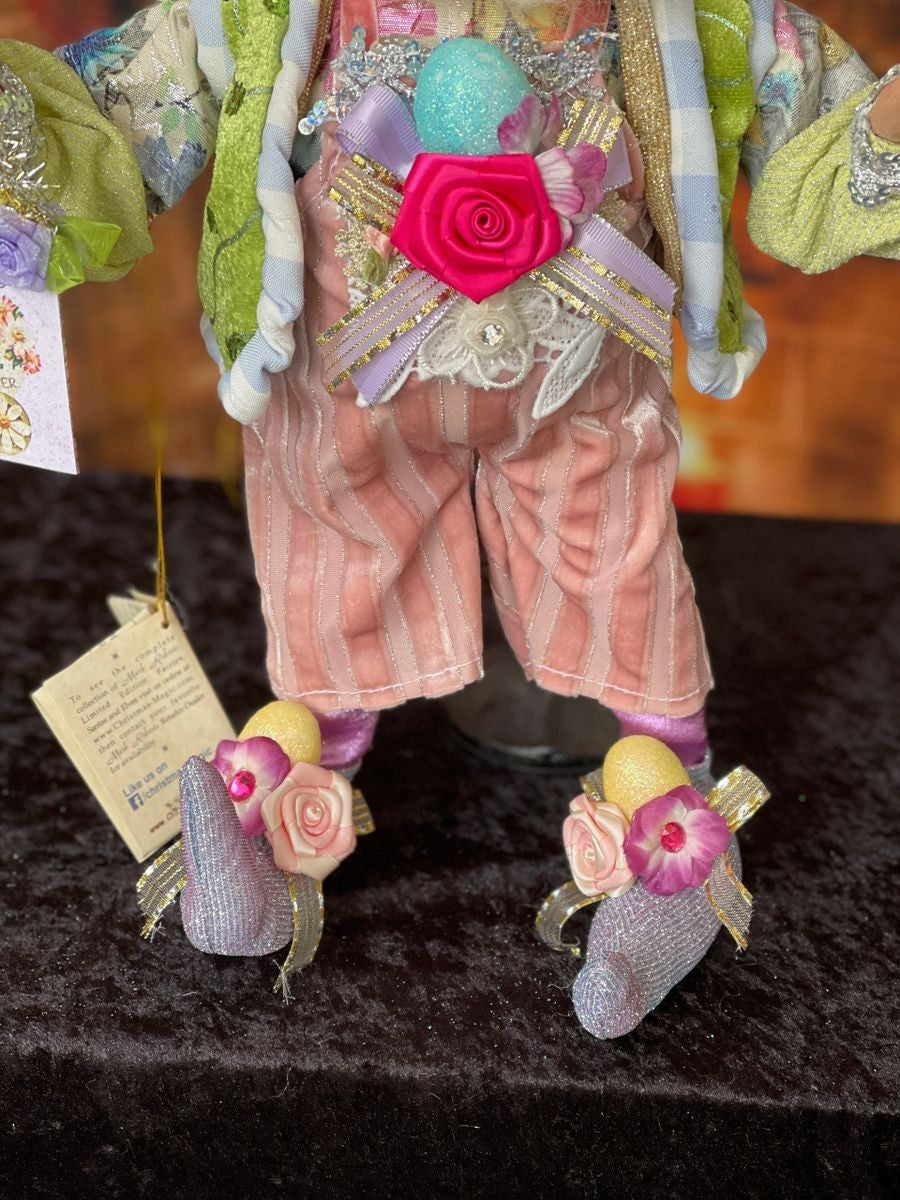 MARK ROBERTS MEDIUM EASTER ELF 51-05110