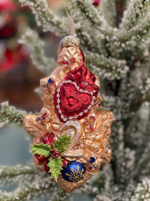 MARK ROBERTS KINGS JEWELS TWO TURTLE DOVES GLASS ORNAMENT 38-22042 