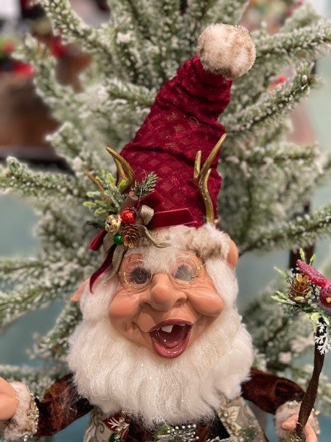 MARK ROBERTS MEDIUM ELF 20IN WOODLAND 51-23716