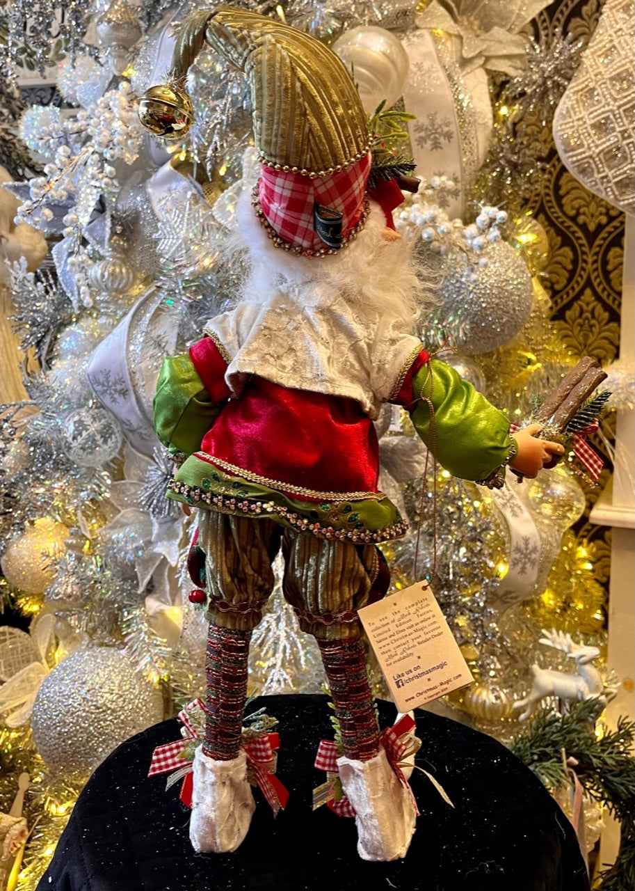 MARK ROBERTS NORTH POLE APPLE CINNAMON MEDIUM ELF 51-58602