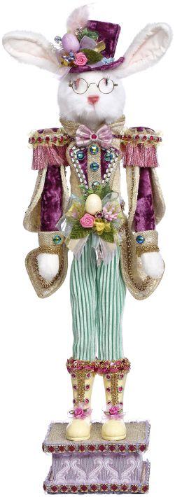 MARK ROBERTS - SMALL RABBIT NUTCRACKER GREEN 51-63908