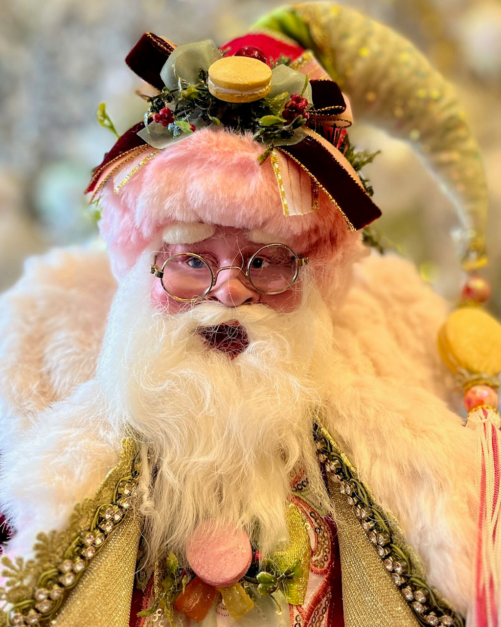 MARK ROBERTS - MACARON SANTA 51-58658