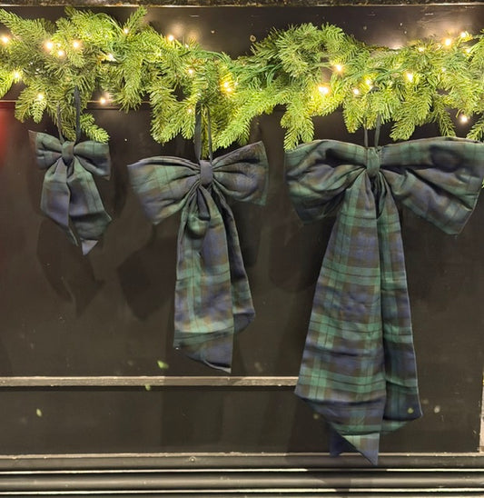 BLACKWATCH TARTAN MEDIUM HANGING BOW MED-4802