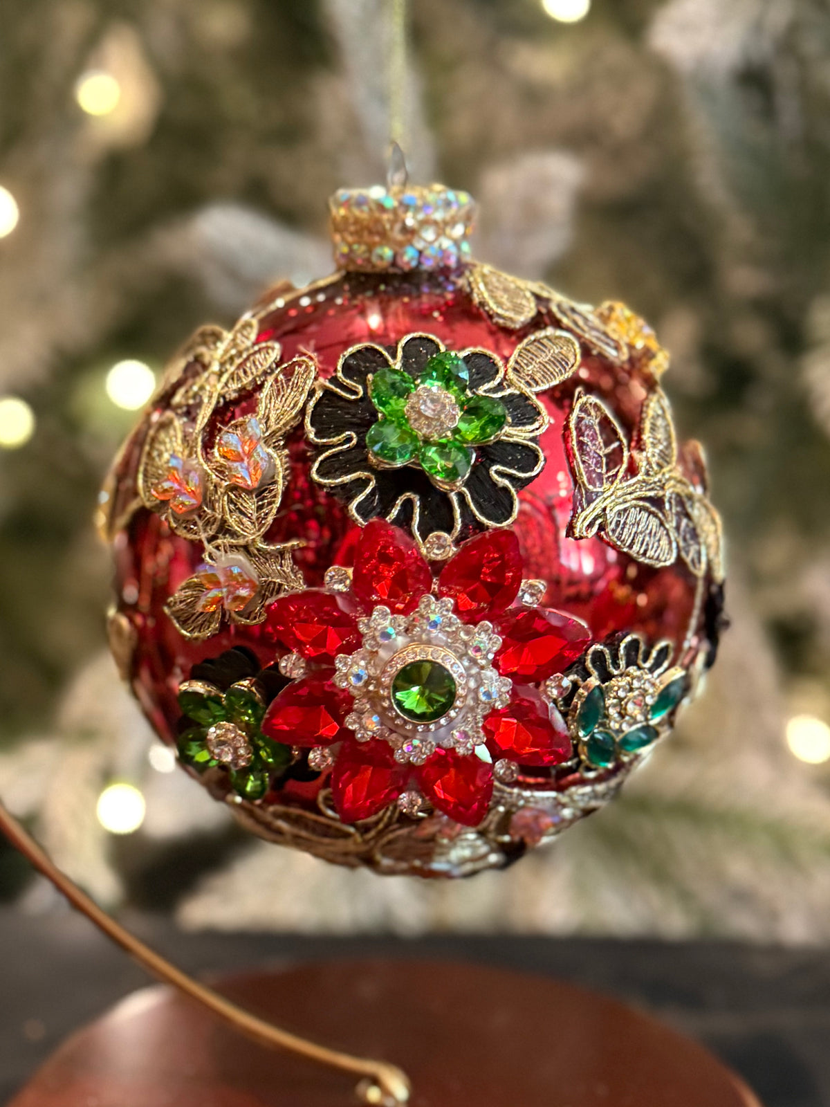 MARK ROBERTS - Red Kings Jewel Ball Ornament 36-61494