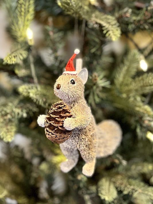 GREY SQUIRREL HANGING ORNAMENT