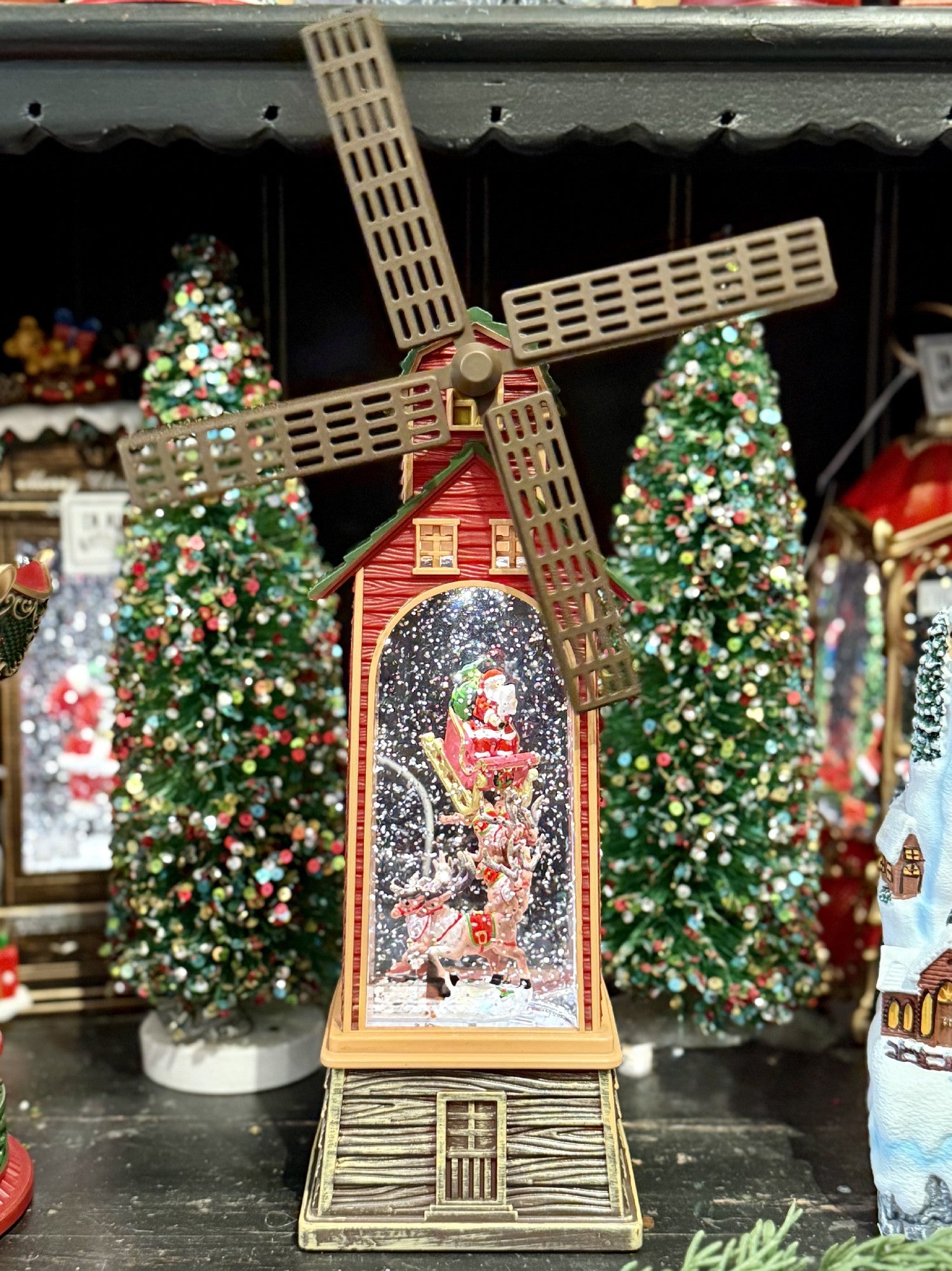 GLITTER LANTERN - WINDMILL WITH SANTA JJ116