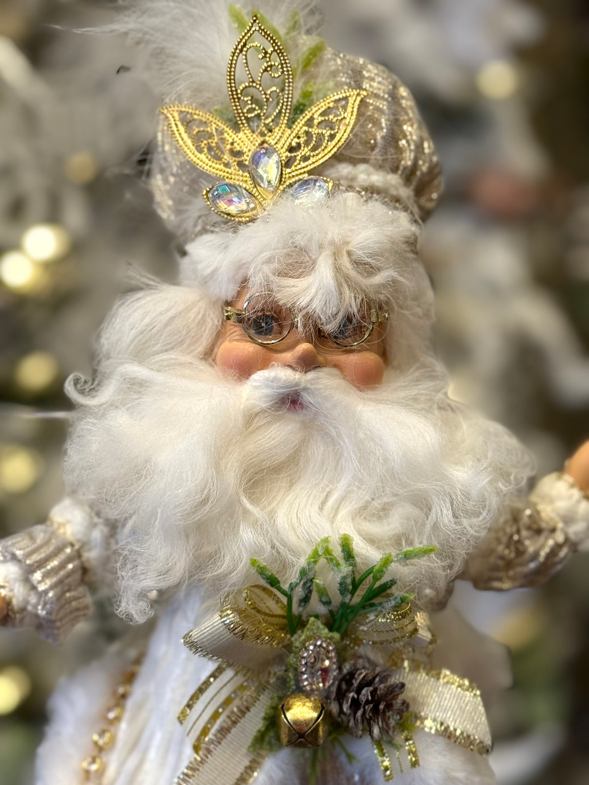 MARK ROBERTS - Small North Pole White Christmas Elf 51-64152