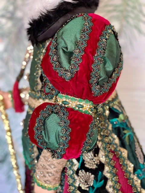 KATHERINE'S GLORIOUS TIDINGS 32IN SANTA KINGSTON TIDINGS DOLL 28-128164