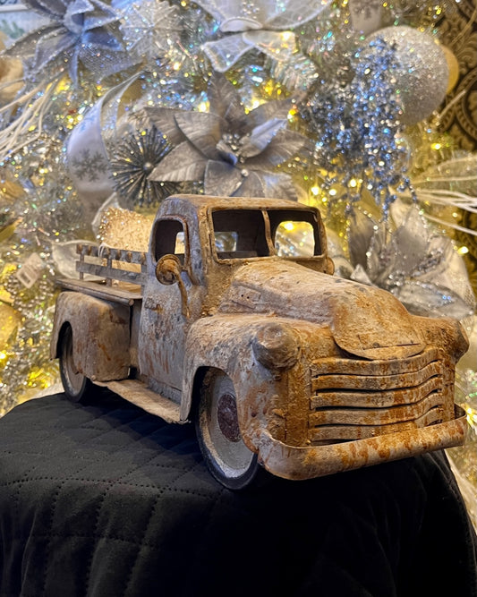 RAGON HOUSE RUSTIC 16 INCH WHITE TRUCK H185047