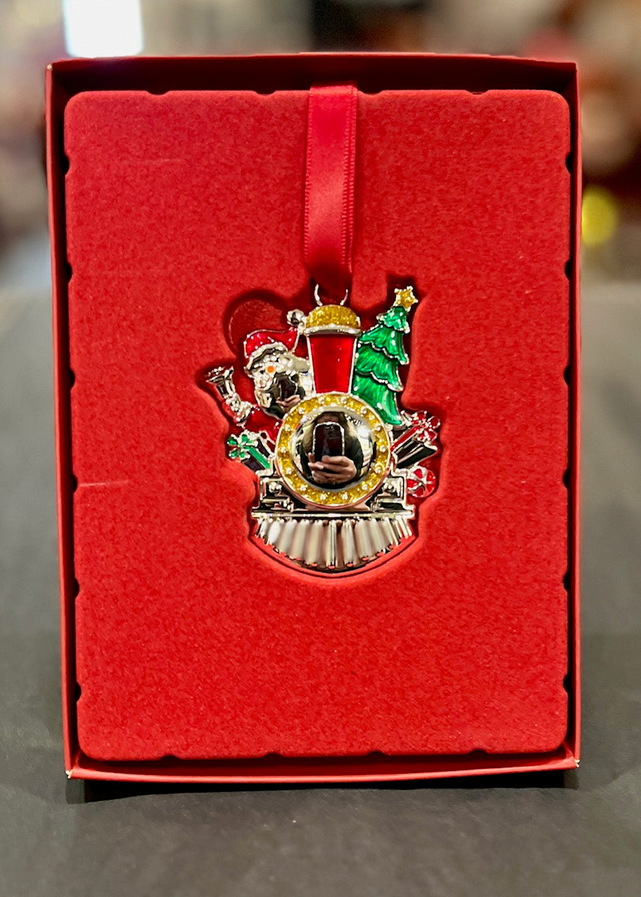 SANTA IN TRAIN HANGING ORNAMENT WP4122
