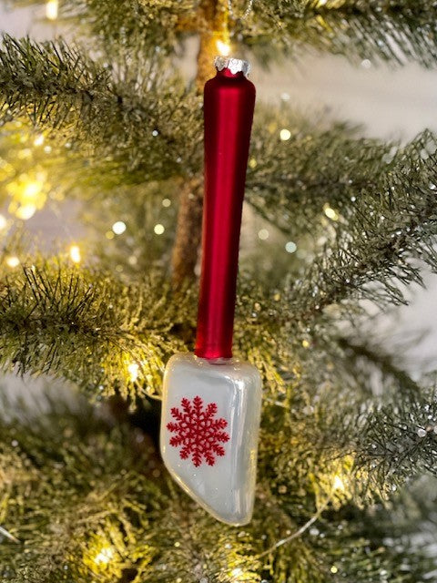 SANTA'S PANTRY GLASS SPATULA ORNAMENT X1671