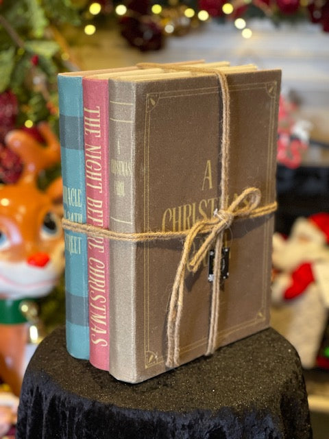 CHRISTMAS CLASSICS BOOK STACK OF 3 X3003